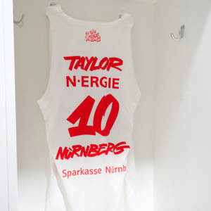 #10 Evan Taylor RED NIGHT Sondertrikot 2025/26