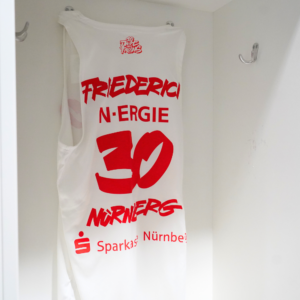 #30 Vincent Friederici RED NIGHT Sondertrikot 2025/26